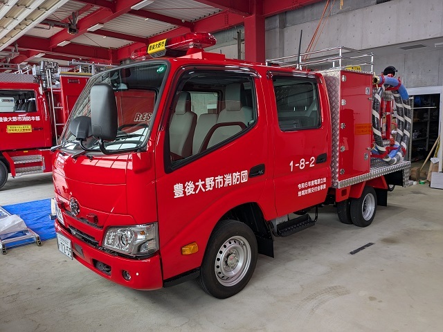消防車両