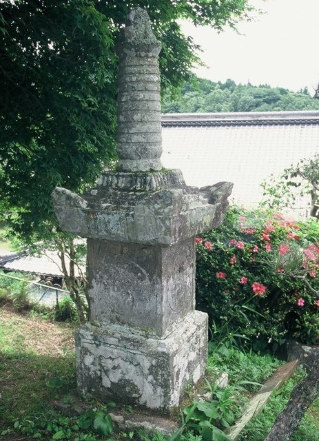 浄運寺宝篋印塔