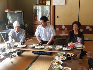 清川町近郷のいきいきサロン  90歳の誕生会