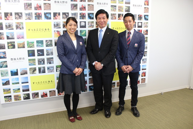 リオ五輪日本代表 カヌー女子 矢澤亜季氏 表敬訪問来庁