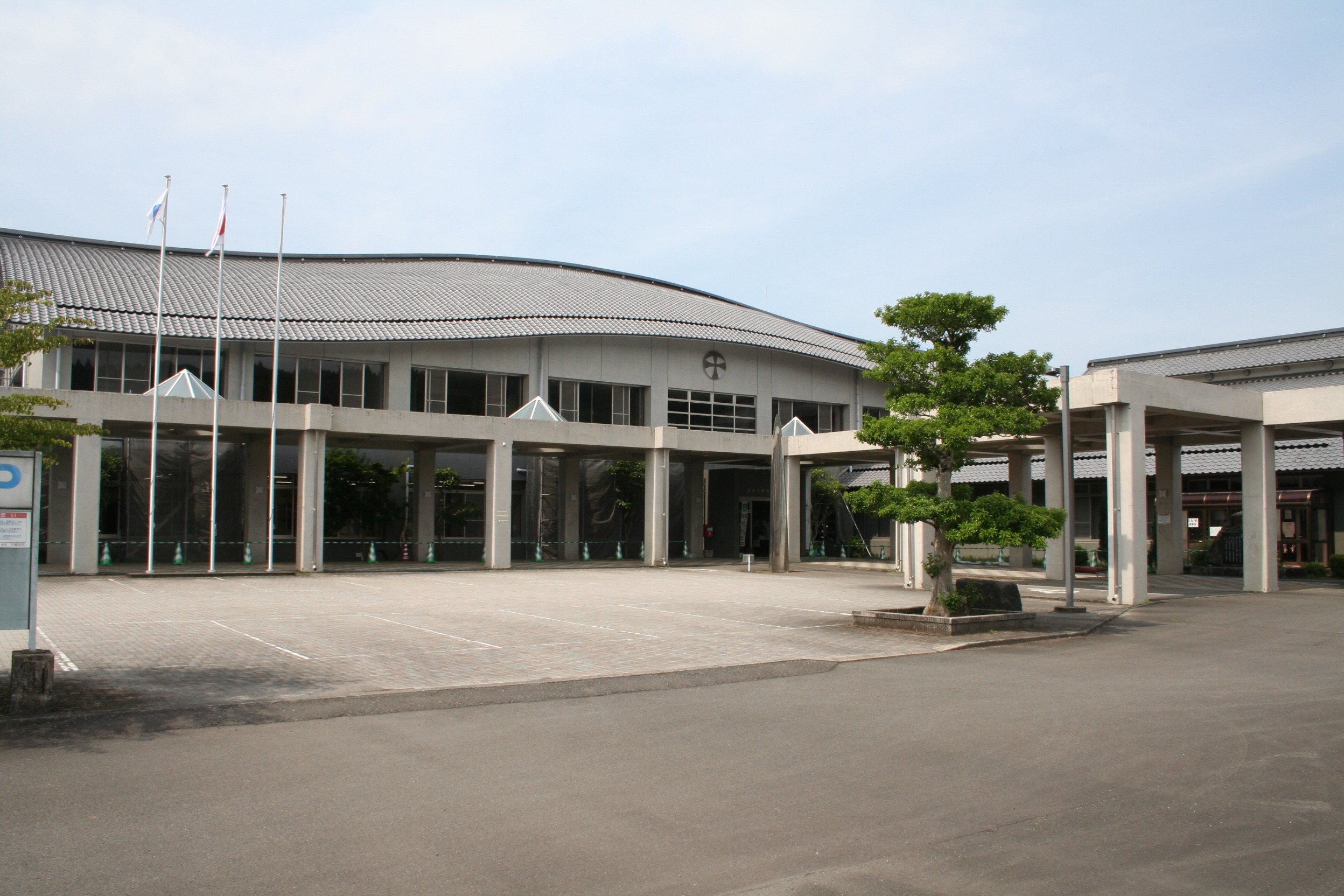 豊後大野市役所千歳支所の全景