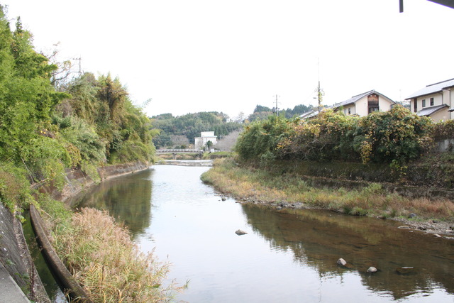 護岸が整備された現在の壱丁田付近の様子