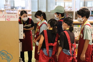 1日図書館員