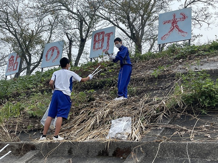 犬飼中学校清掃活動 (4)