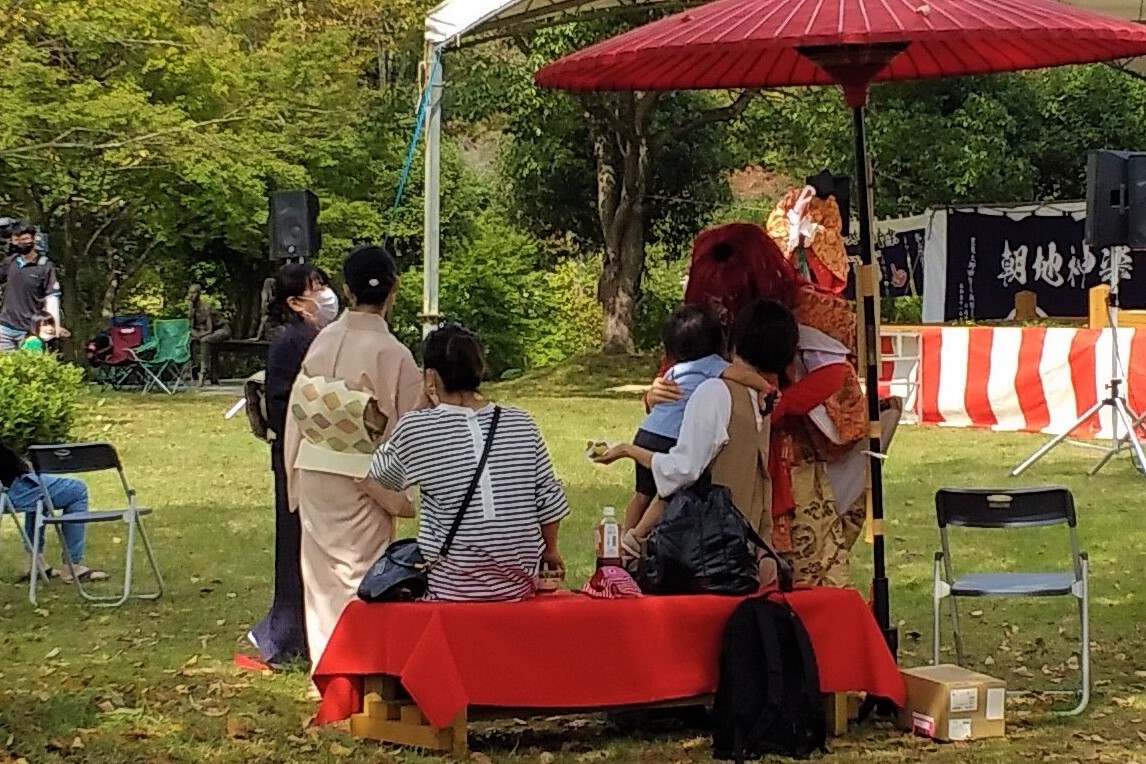 開会イベント（お茶席と神楽）