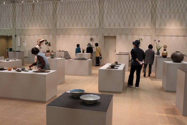 第29回 椿窯 佐藤珠幸 陶展 会場写真2 第29回 椿窯 佐藤珠幸 陶展 会場写真2