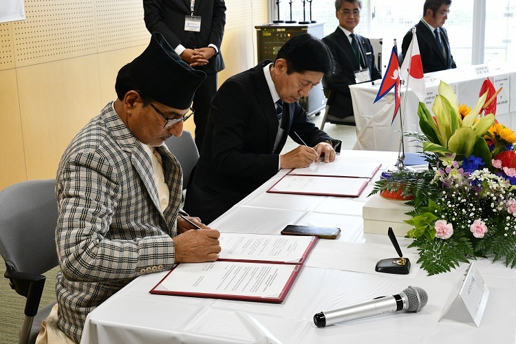 ムシコット市友好交流協定書締結式